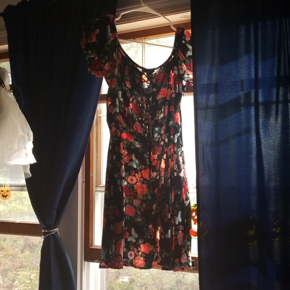 Spring dress barely worn.